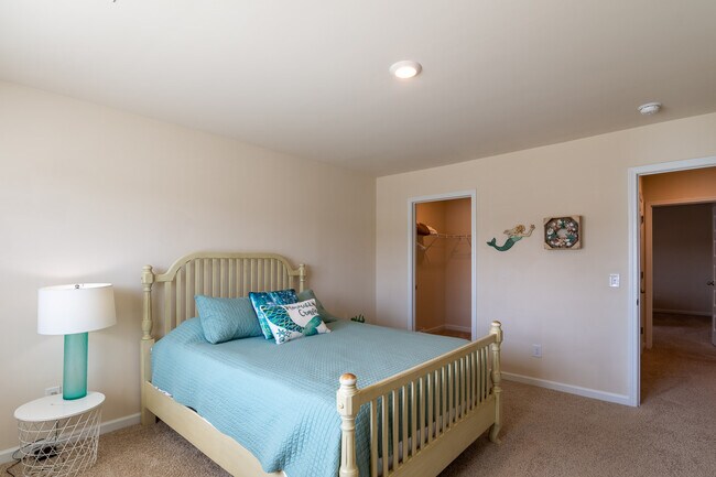 Building Photo - 438 Furlough Dr
