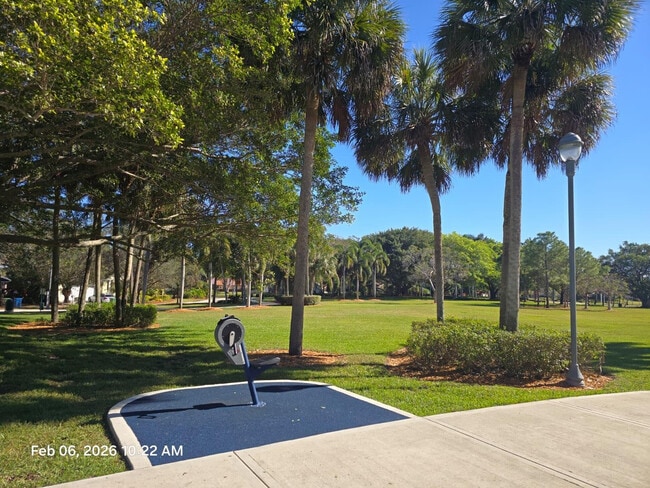 Building Photo - 2177 Montpeliar