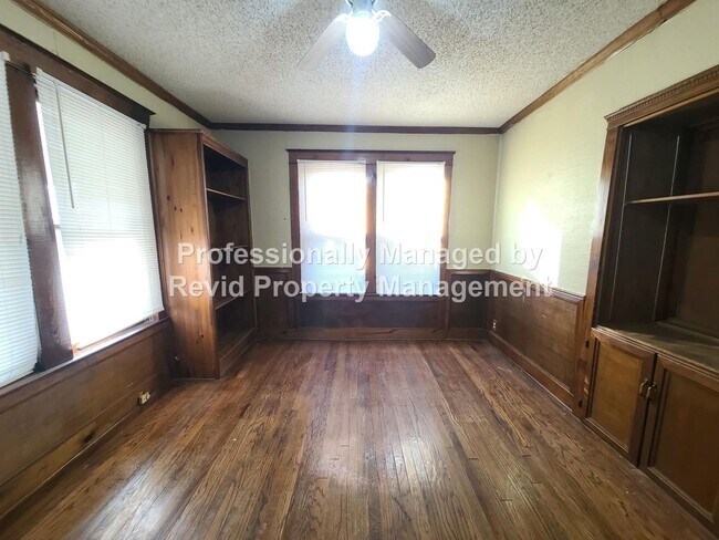 Building Photo - 3712 Marion Ave