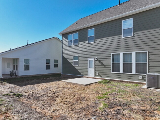 Building Photo - Modern 2024 New Construction in Sage Farms – Steps from Dog Park & Trails!