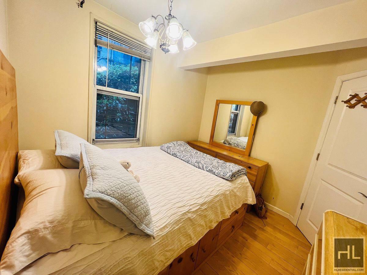 Building Photo - East 54th Street