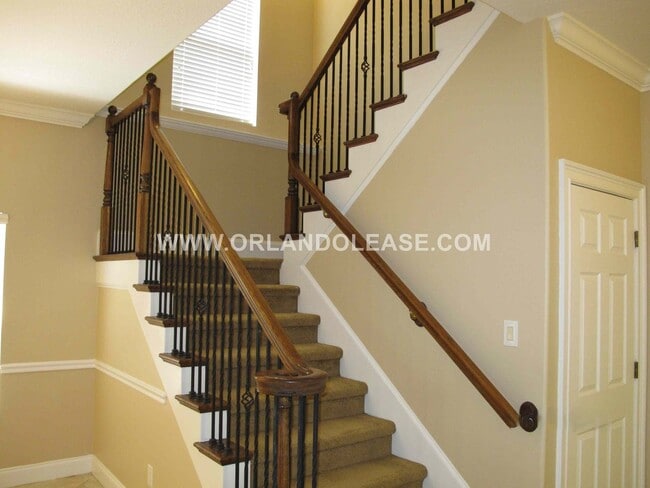 Building Photo - Spacious 4 Bed / 3.5 Bath Home in Gated Toscana