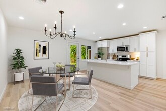 Building Photo - 381 Perryman St