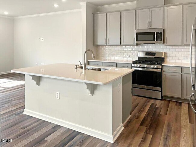 Building Photo - 5028 Arkose Dr