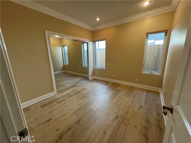 Building Photo - 4510 Seashore Dr