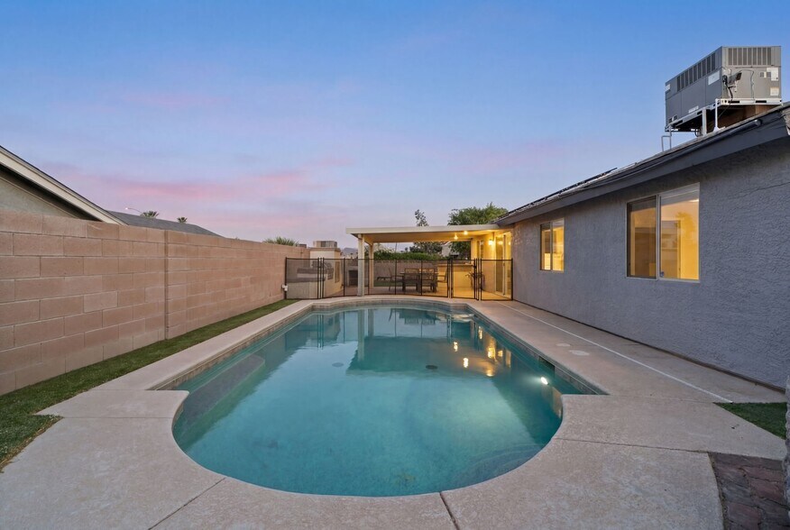 Building Photo - 329 Wintercress Dr