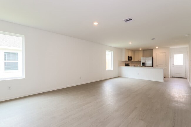 Building Photo - 15215 Abella Dr