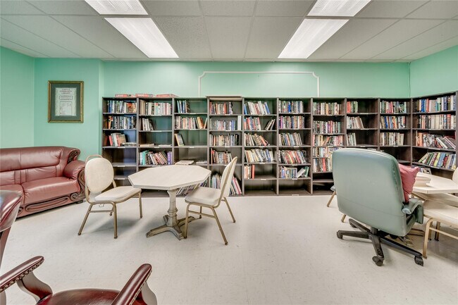 Building Photo - 2271 NW 47th Terrace