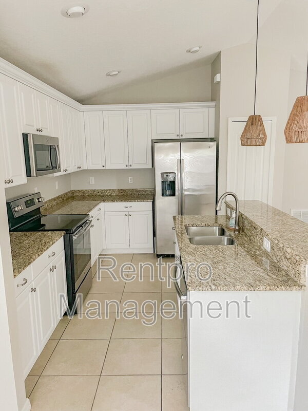 Building Photo - 3872 Shimmering Oaks Dr
