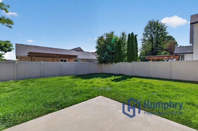 Building Photo - Beautiful home in Valley Green Subdivision in Meridian