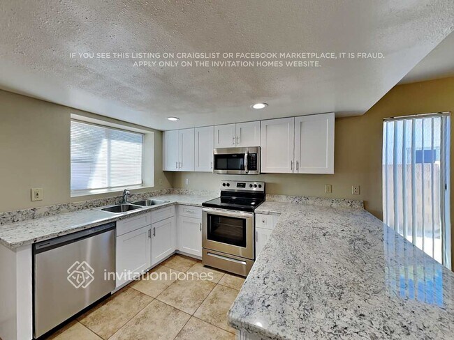 Building Photo - 4145 W Michelle Dr