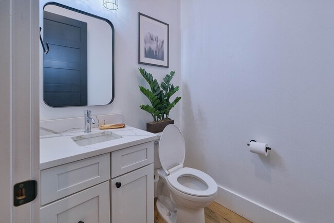 Building Photo - 4742 Heads Up Rd