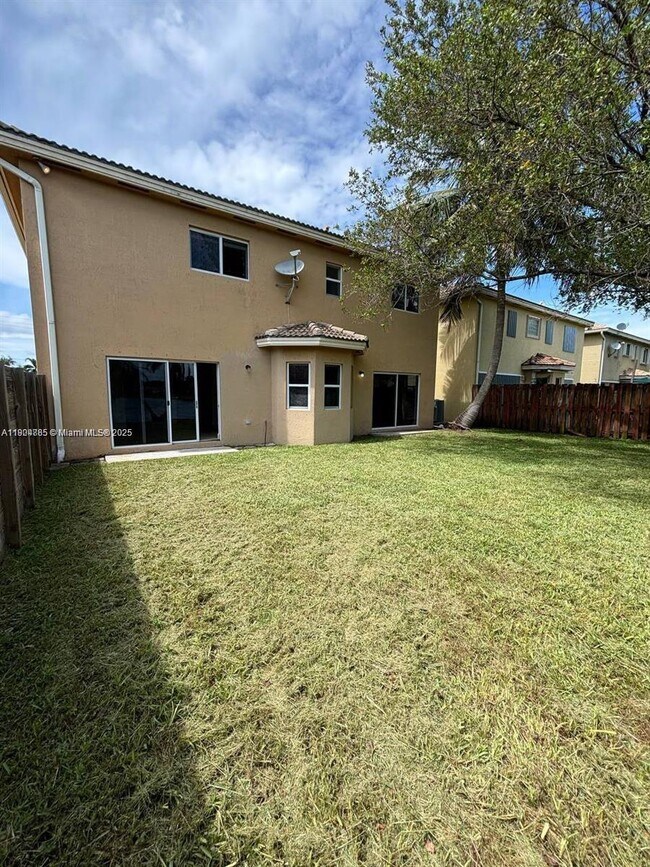 Building Photo - 9032 SW 208th Terrace