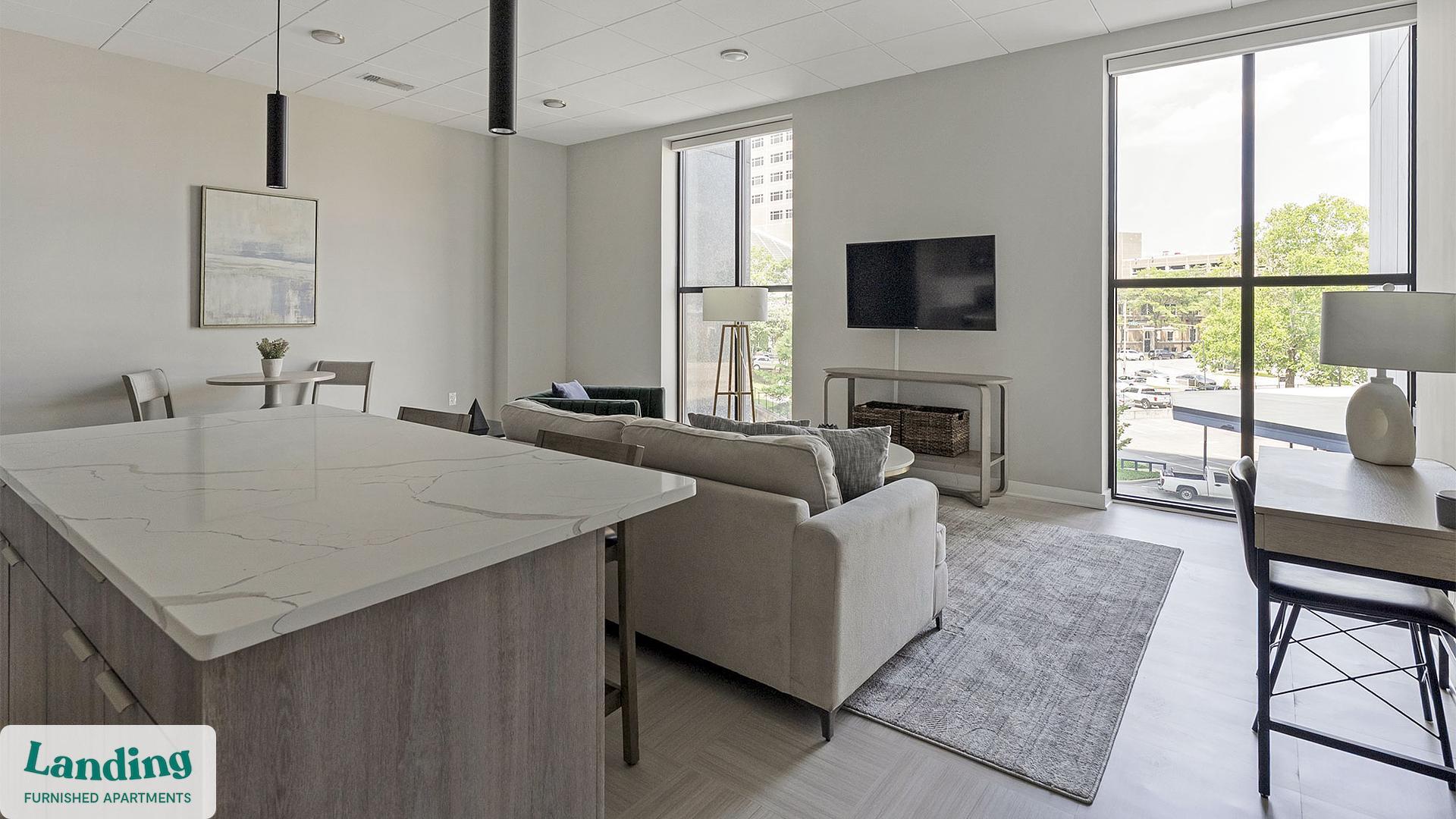 Building Photo - 600 19th St N