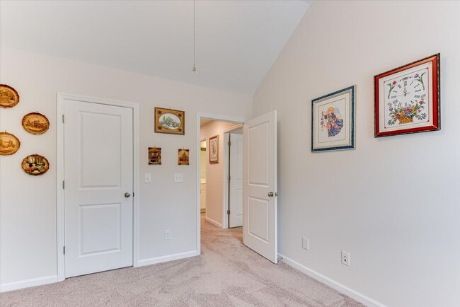 Building Photo - 6051 Big Pond Trl