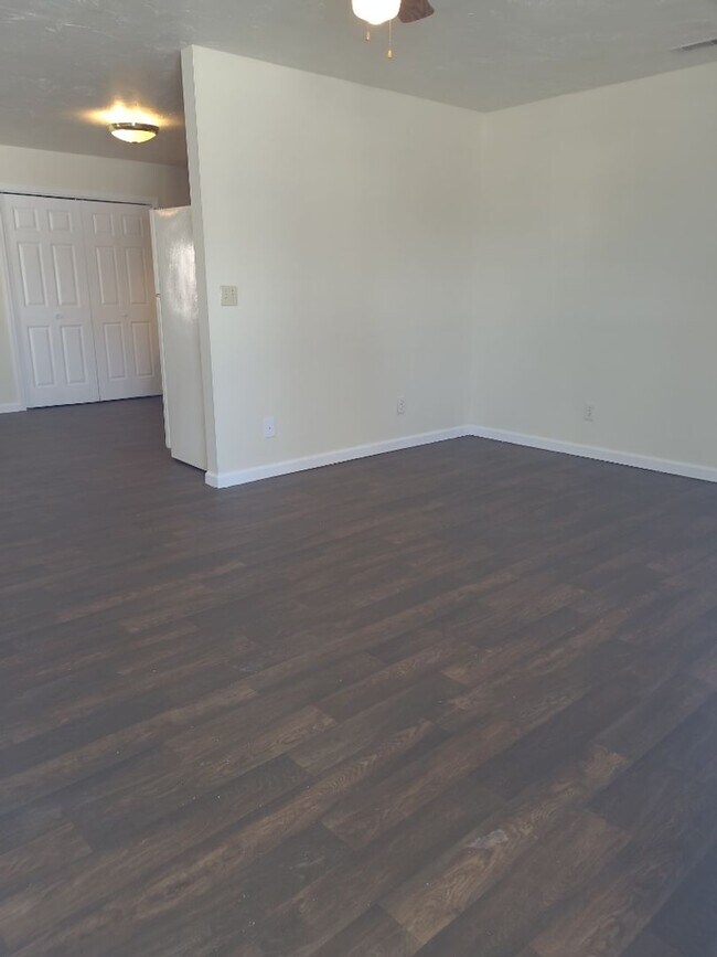 Building Photo - Piggott Duplexes