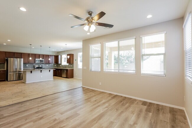 Building Photo - 7931 E Boise St