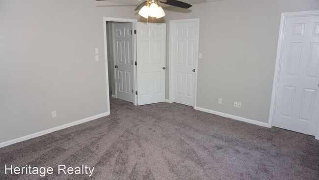 Building Photo - 2 br, 2.5 bath House - 7719 Wilmington Dr