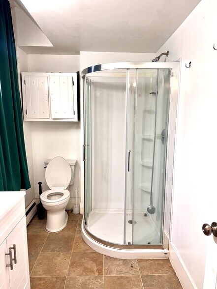 Building Photo - 312 Union St