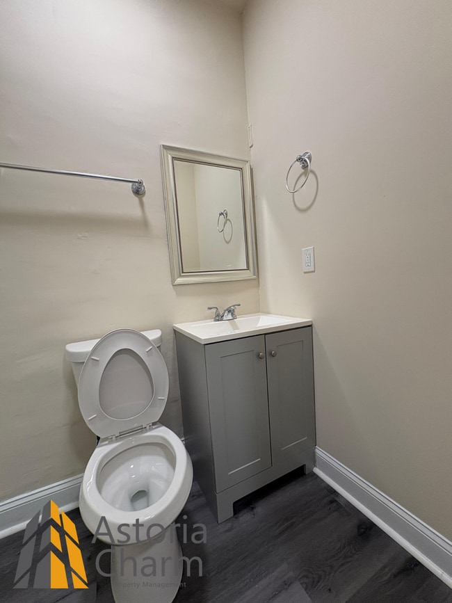 Building Photo - Move-In Ready 4-Bedroom Home with Updated ...