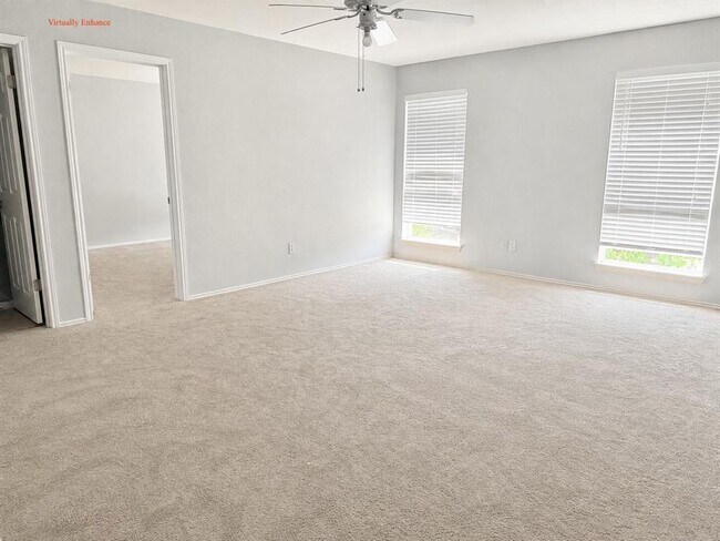 Building Photo - 1002 Acanthus St