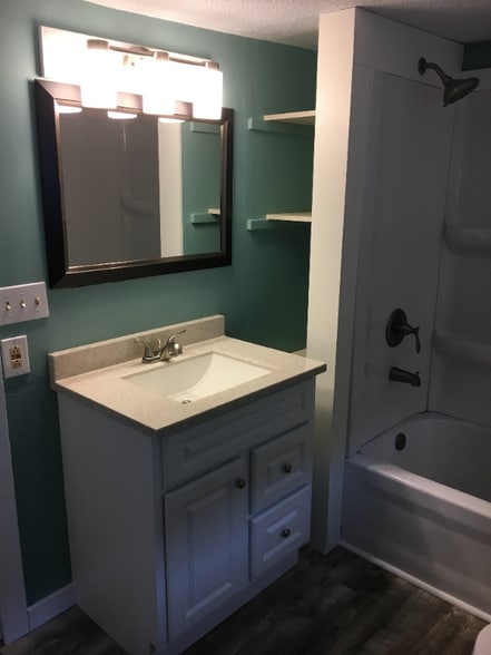 Building Photo - 2524 17th St S