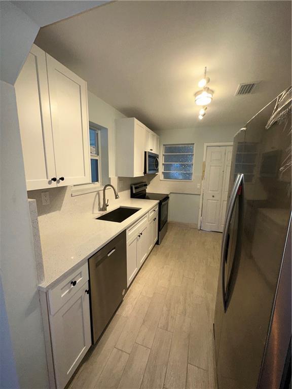 Building Photo - 1644 26th Ave