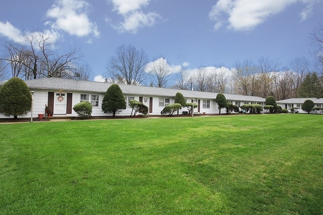 Primary Photo - Mill Manor Apartments