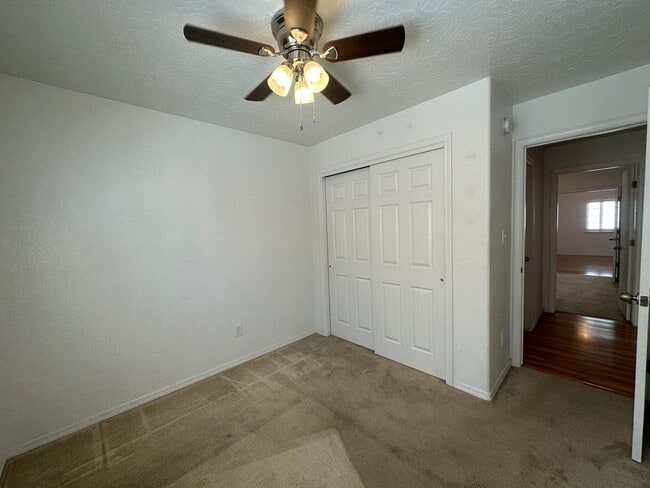 Building Photo - 4115 Azalea St