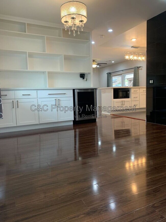Building Photo - 3836 Glengarry Dr