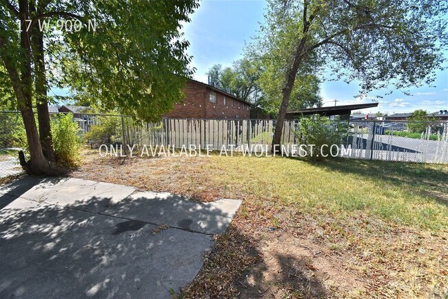 Building Photo - Lovely 4 Bed Orem Unit! No Deposit Option!