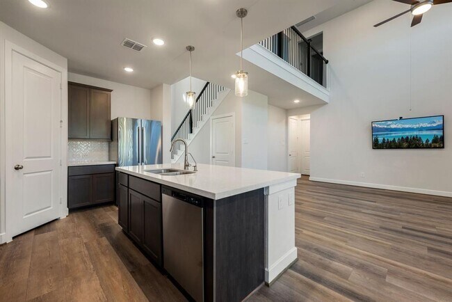 Building Photo - 20914 Kadefield Dr