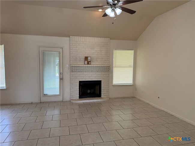 Building Photo - 3404 Granite Dr