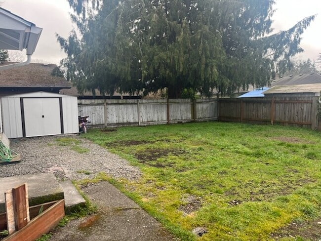 Building Photo - 1014 118th St S