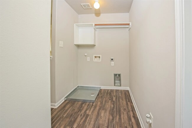 Building Photo - 9718 Caprice Court