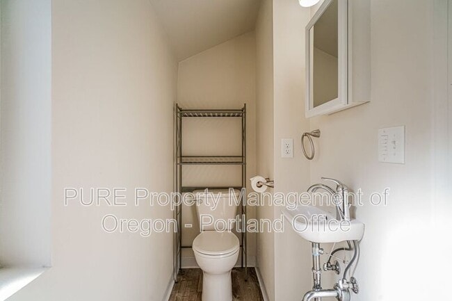 Building Photo - 5263 N Harvard St