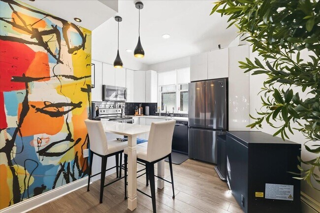 Building Photo - 109 Shearwater Ct E