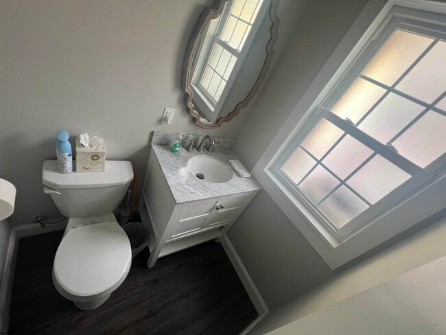 Building Photo - 29 N Hanover Ave