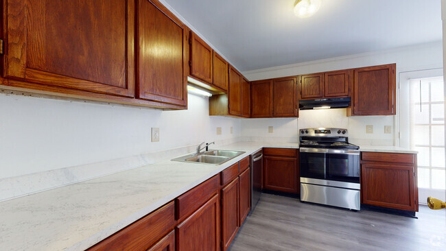 Building Photo - Courtyard Townhomes