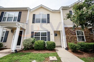 Building Photo - Cozy 2BR, 1.5BA Townhome in Durham Amberlynn Valley Neighborhood