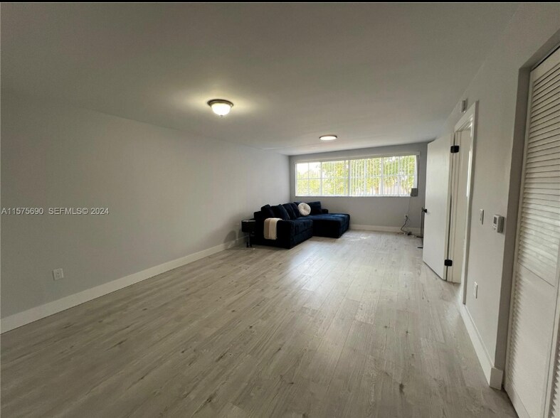 Building Photo - 6155 NW 186th St