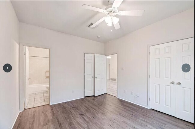 Building Photo - 1601 Wood Ave