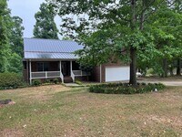 Building Photo - Gilbert - Call Lexington Office 803-359-0793