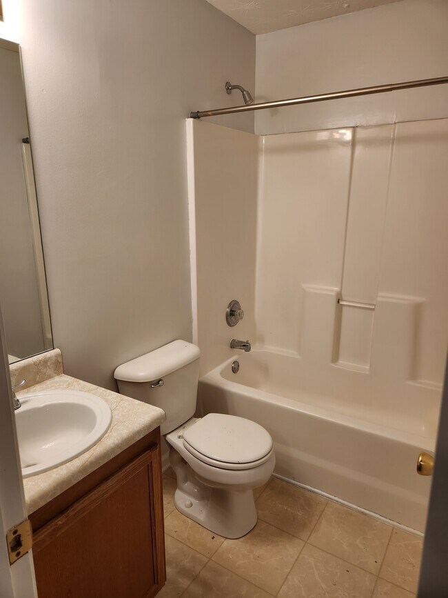 Building Photo - 1545 Eastern Sunrise Ln