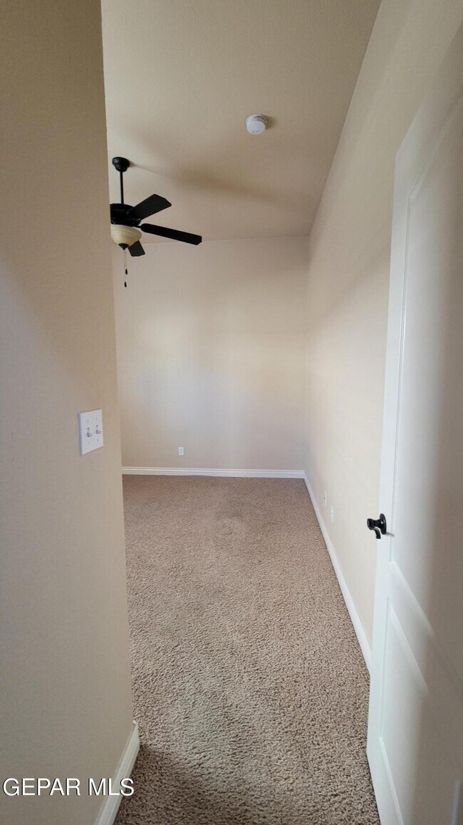 Building Photo - 11512 Porfirio Payan Dr