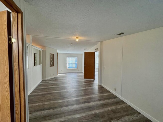 Building Photo - 141 Bodie Lister Rd