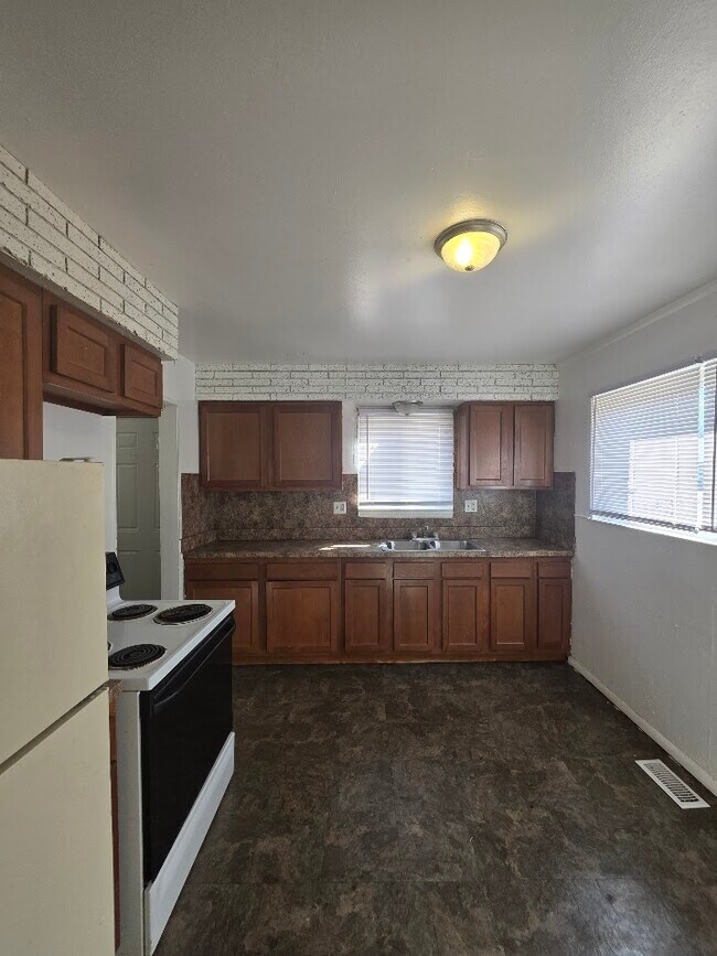 Building Photo - 18302 Wormer Ave