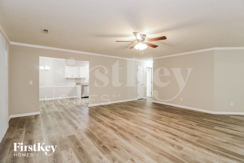 Building Photo - 5200 Orchard Ridge Ln