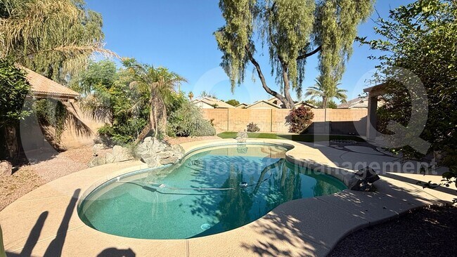 Building Photo - 1168 S Park Grove Ct