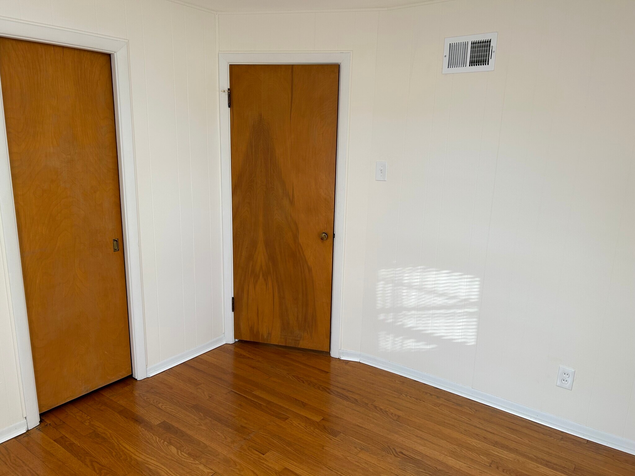 Building Photo - 230 Georgia Ave